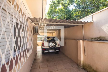 Casa à venda com 396m², 4 quartos e 4 vagas Casa à venda com 396m², 4 quartos e 4 vagasGaragem