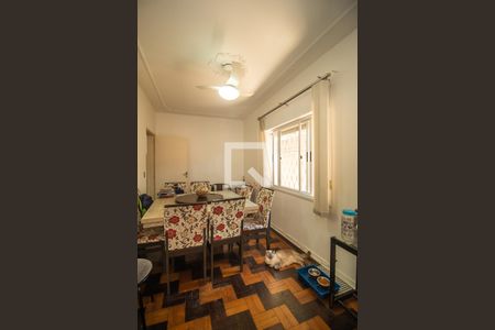 Casa à venda com 396m², 4 quartos e 4 vagas Casa à venda com 396m², 4 quartos e 4 vagasCozinha