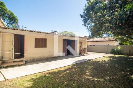 Casa à venda com 396m², 4 quartos e 4 vagas Casa à venda com 396m², 4 quartos e 4 vagasÁrea comum