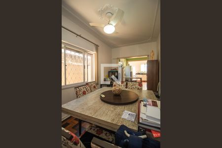 Casa à venda com 396m², 4 quartos e 4 vagas Casa à venda com 396m², 4 quartos e 4 vagasCozinha