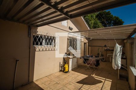 Casa à venda com 396m², 4 quartos e 4 vagas Casa à venda com 396m², 4 quartos e 4 vagasÁrea de Serviço