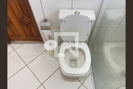 Casa à venda com 350m², 6 quartos e 2 vagasBanheiro da Suíte 1