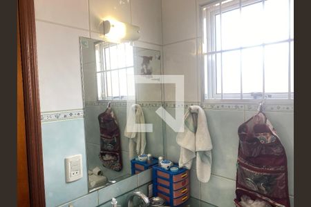 Casa à venda com 350m², 6 quartos e 2 vagasBanheiro da Suíte 3