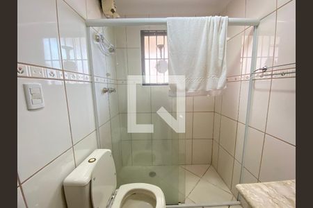 Casa à venda com 350m², 6 quartos e 2 vagasBanheiro da Suíte 1