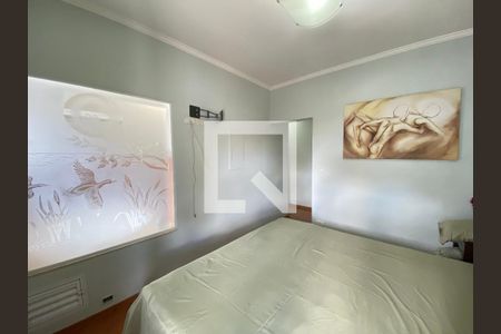 Casa à venda com 350m², 6 quartos e 2 vagasSuíte 2