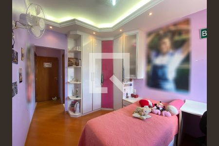 Casa à venda com 350m², 6 quartos e 2 vagas Casa à venda com 350m², 6 quartos e 2 vagasSuíte 4