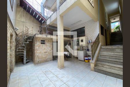 Casa à venda com 350m², 6 quartos e 2 vagasÁrea de Serviço