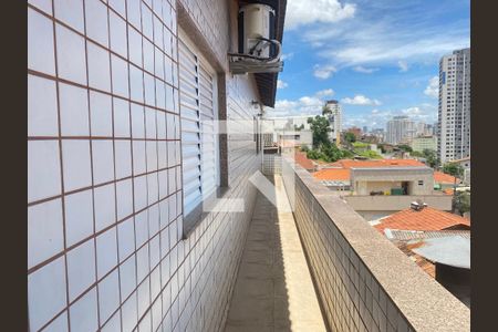 Casa à venda com 350m², 6 quartos e 2 vagasSacada da Suíte 2