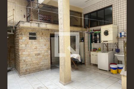 Casa à venda com 350m², 6 quartos e 2 vagasÁrea de Serviço