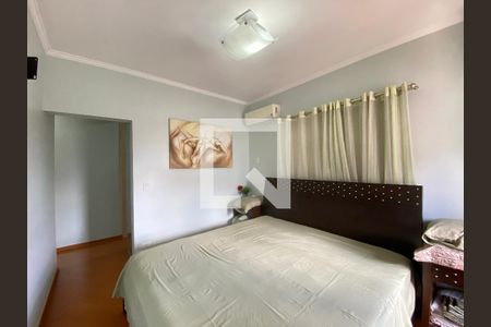 Casa à venda com 350m², 6 quartos e 2 vagasSuíte 2