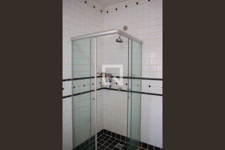 Casa à venda com 320m², 4 quartos e 3 vagasBanheiro Quarto