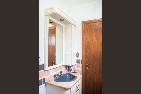 Casa à venda com 320m², 4 quartos e 3 vagasBanheiro