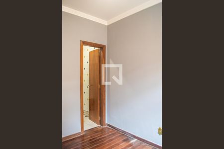 Casa à venda com 320m², 4 quartos e 3 vagasQuarto