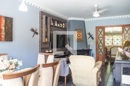 Casa à venda com 320m², 4 quartos e 3 vagasCopa