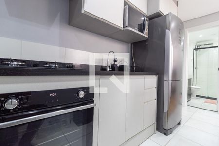 Apartamento à venda com 35m², 2 quartos e sem vaga Apartamento à venda com 35m², 2 quartos e sem vagaGabinete planejado com forno Cozinha Americana