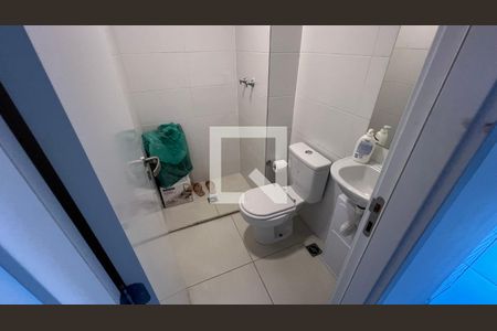 Apartamento à venda com 162m², 2 quartos e 2 vagasBanheiro de serviço