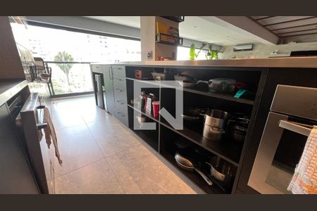 Apartamento à venda com 162m², 2 quartos e 2 vagasCozinha