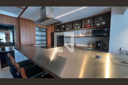 Apartamento à venda com 162m², 2 quartos e 2 vagasCozinha