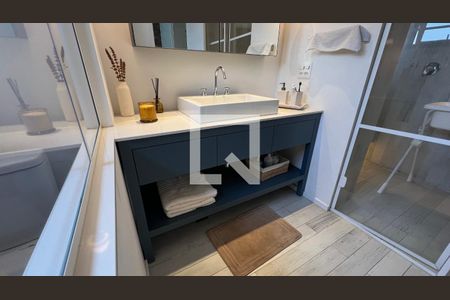 Apartamento à venda com 162m², 2 quartos e 2 vagasBanheiro da Suíte