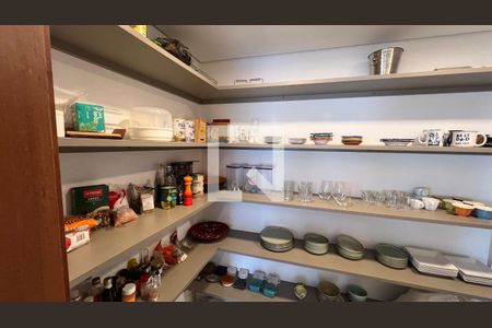 Apartamento à venda com 162m², 2 quartos e 2 vagasDispensa 