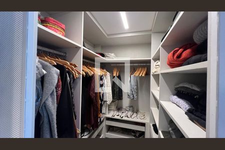 Apartamento à venda com 162m², 2 quartos e 2 vagasCloset da suíte
