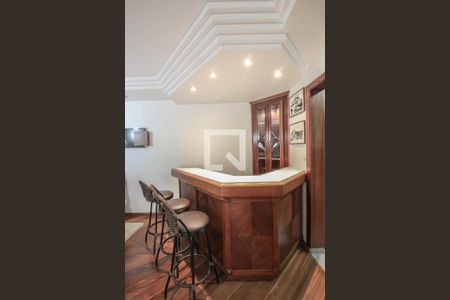 Apartamento à venda com 130m², 3 quartos e 2 vagas Apartamento à venda com 130m², 3 quartos e 2 vagasDetalhe Sala