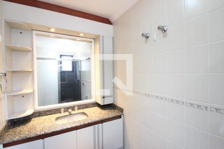 Apartamento à venda com 130m², 3 quartos e 2 vagas Apartamento à venda com 130m², 3 quartos e 2 vagasBanheiro da Suíte