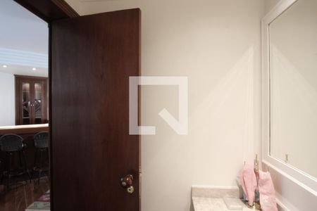 Apartamento à venda com 130m², 3 quartos e 2 vagas Apartamento à venda com 130m², 3 quartos e 2 vagasLavabo