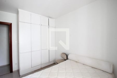 Apartamento à venda com 130m², 3 quartos e 2 vagas Apartamento à venda com 130m², 3 quartos e 2 vagasQuarto 2