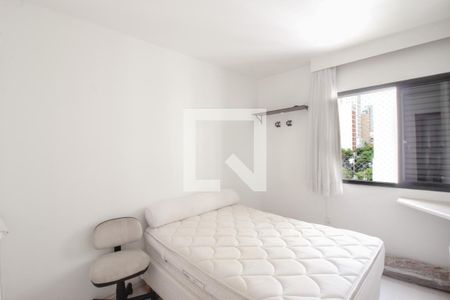 Apartamento à venda com 130m², 3 quartos e 2 vagas Apartamento à venda com 130m², 3 quartos e 2 vagasQuarto 2