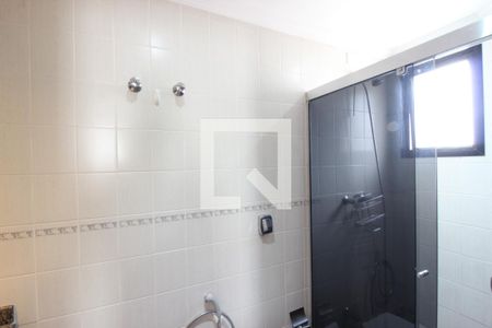 Apartamento à venda com 130m², 3 quartos e 2 vagas Apartamento à venda com 130m², 3 quartos e 2 vagasBanheiro da Suíte