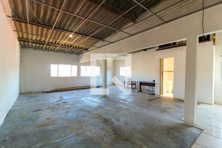 Casa para alugar com 250m², 2 quartos e 1 vagaSalão/Terraço