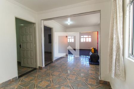 Sala de Jantar de casa à venda com 2 quartos, 250m² em Jardim Lajeado, São Paulo