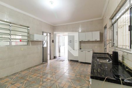 Casa para alugar com 250m², 2 quartos e 1 vagaCozinha
