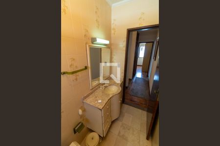 Casa à venda com 160m², 2 quartos e 6 vagasBanheiro