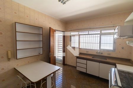 Casa à venda com 160m², 2 quartos e 6 vagasCozinha