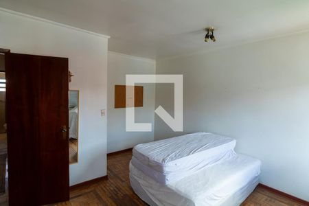 Quarto 1 de casa à venda com 2 quartos, 160m² em Vila Laís, São Paulo