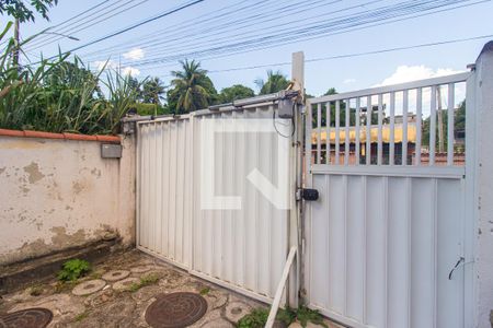 Casa de condomínio para alugar com 90m², 2 quartos e 2 vagas Casa de condomínio para alugar com 90m², 2 quartos e 2 vagasEntrada