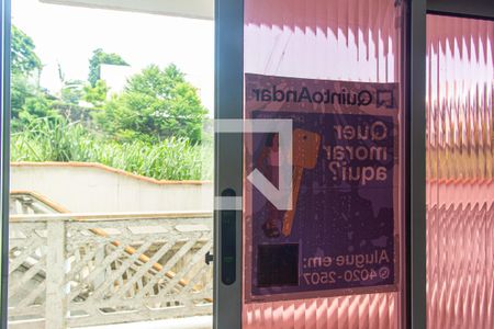 Casa de condomínio para alugar com 90m², 2 quartos e 2 vagas Casa de condomínio para alugar com 90m², 2 quartos e 2 vagasPlaquinha