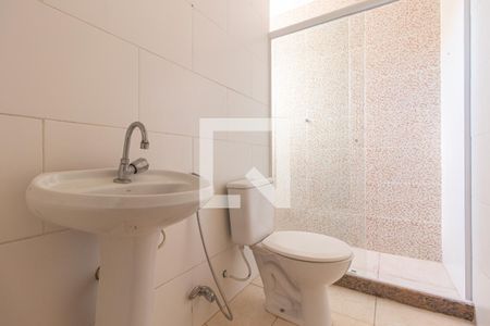 Casa de condomínio para alugar com 90m², 2 quartos e 2 vagas Casa de condomínio para alugar com 90m², 2 quartos e 2 vagasDetalhe do Banheiro