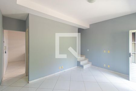 Sala de casa de condomínio para alugar com 2 quartos, 90m² em Campo Grande, Rio de Janeiro