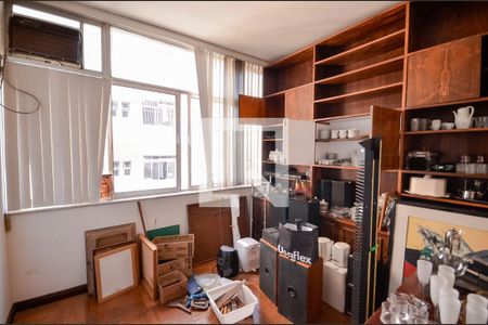 Apartamento à venda com 200m², 4 quartos e 1 vaga Apartamento à venda com 200m², 4 quartos e 1 vagaQuarto 1