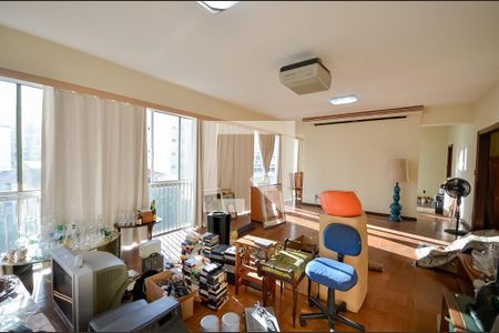 Sala de apartamento à venda com 4 quartos, 200m² em Tijuca, Rio de Janeiro