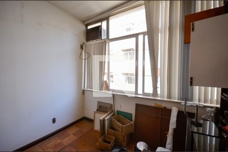 Apartamento à venda com 200m², 4 quartos e 1 vaga Apartamento à venda com 200m², 4 quartos e 1 vagaQuarto 1
