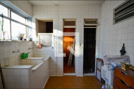 Apartamento à venda com 200m², 4 quartos e 1 vaga Apartamento à venda com 200m², 4 quartos e 1 vagaÁrea de Serviço