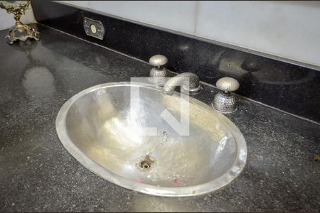 Apartamento à venda com 200m², 4 quartos e 1 vaga Apartamento à venda com 200m², 4 quartos e 1 vagaBanheiro da Suíte