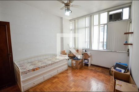 Apartamento à venda com 200m², 4 quartos e 1 vaga Apartamento à venda com 200m², 4 quartos e 1 vagaQuarto 2