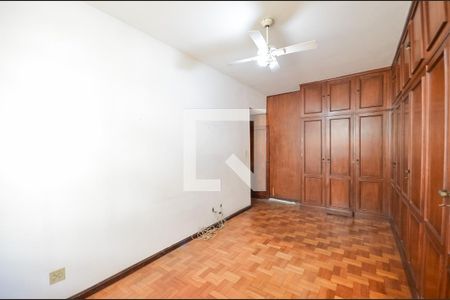 Apartamento à venda com 200m², 4 quartos e 1 vaga Apartamento à venda com 200m², 4 quartos e 1 vagaSuíte