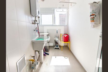 Apartamento à venda com 68m², 2 quartos e 1 vagaÁrea de Serviço