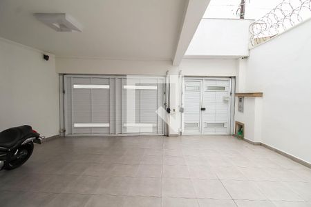 Casa para alugar com 147m², 3 quartos e 3 vagas Casa para alugar com 147m², 3 quartos e 3 vagasGaragem